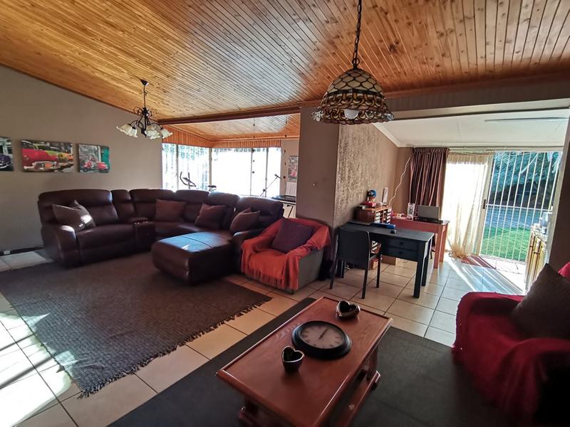3 Bedroom Property for Sale in Sasolburg Free State